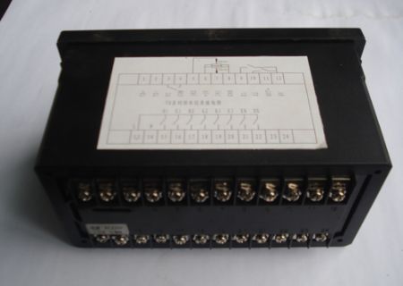 点击查看详细信息<br>标题：yh81-8配料仪表 阅读次数：3191